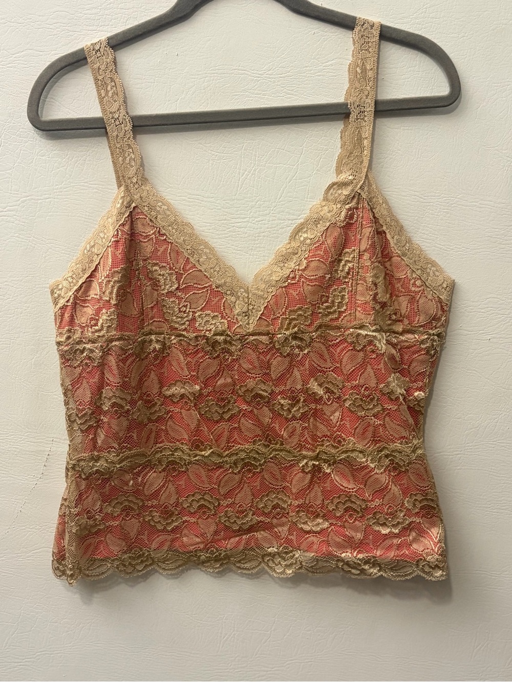 Vintage Lace Trim Coral Tank Top with Beige Accents